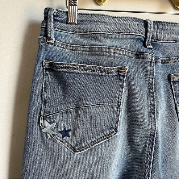 Driftwood Meg Straight Crop in Star Bright - Picture 7 of 12